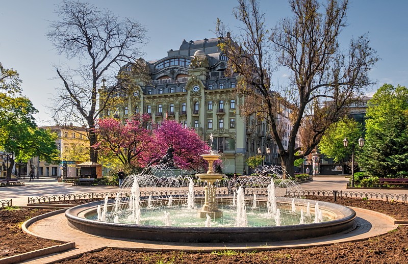 乌克兰敖德萨的城市花园图片下载