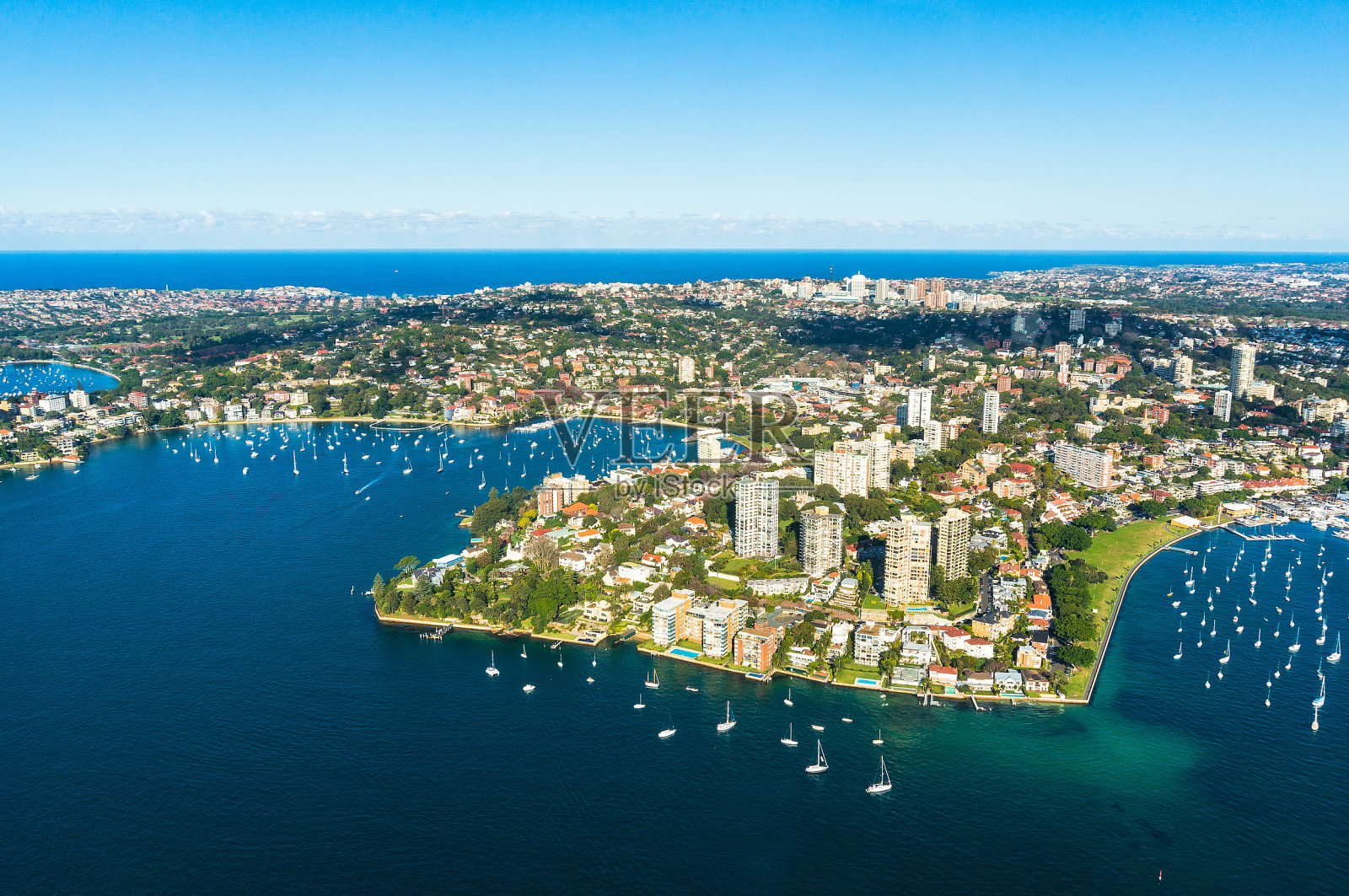 鸟瞰图的悉尼，双湾海港地区照片摄影图片