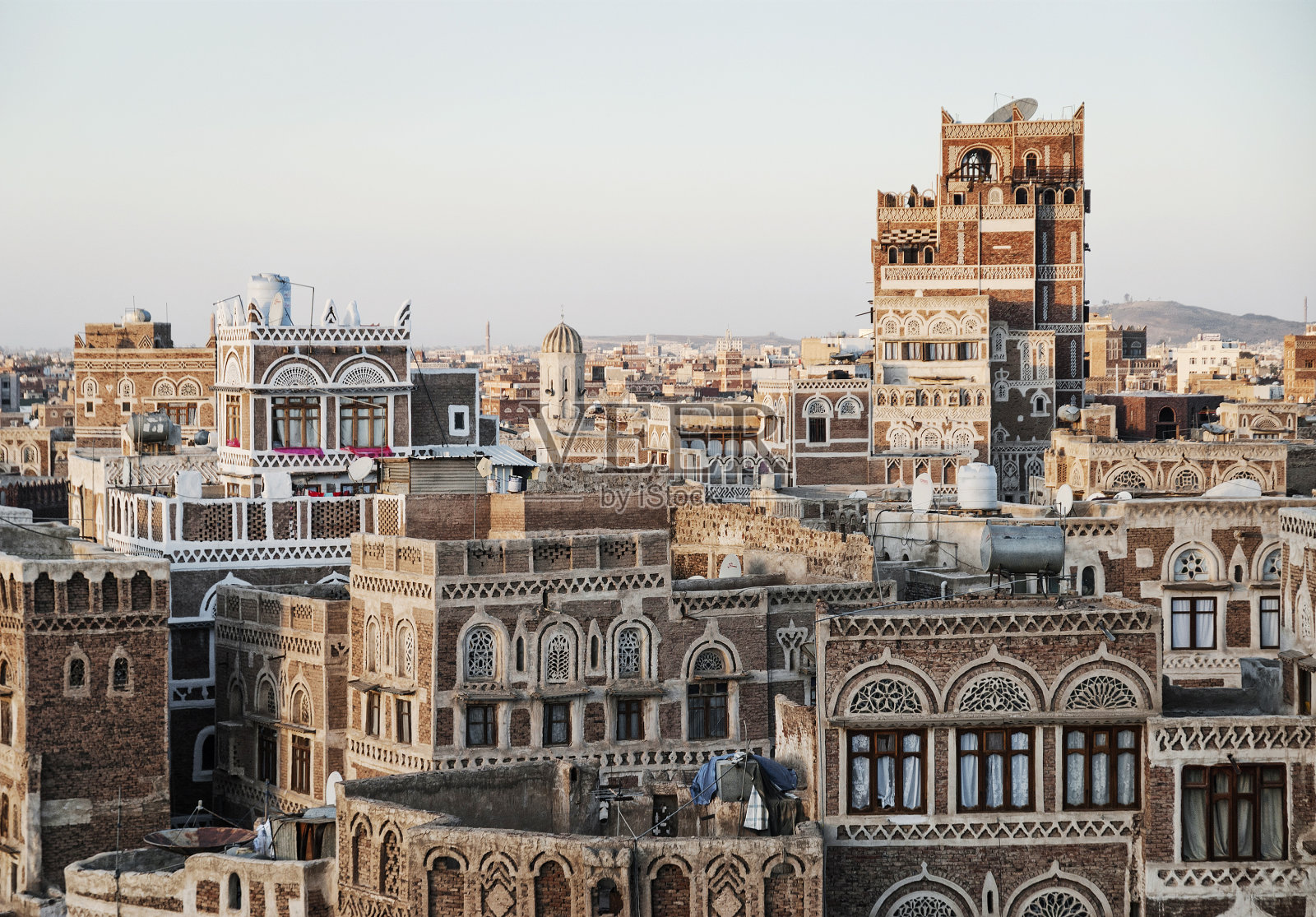 也门萨那市中心老城的天际线照片摄影图片