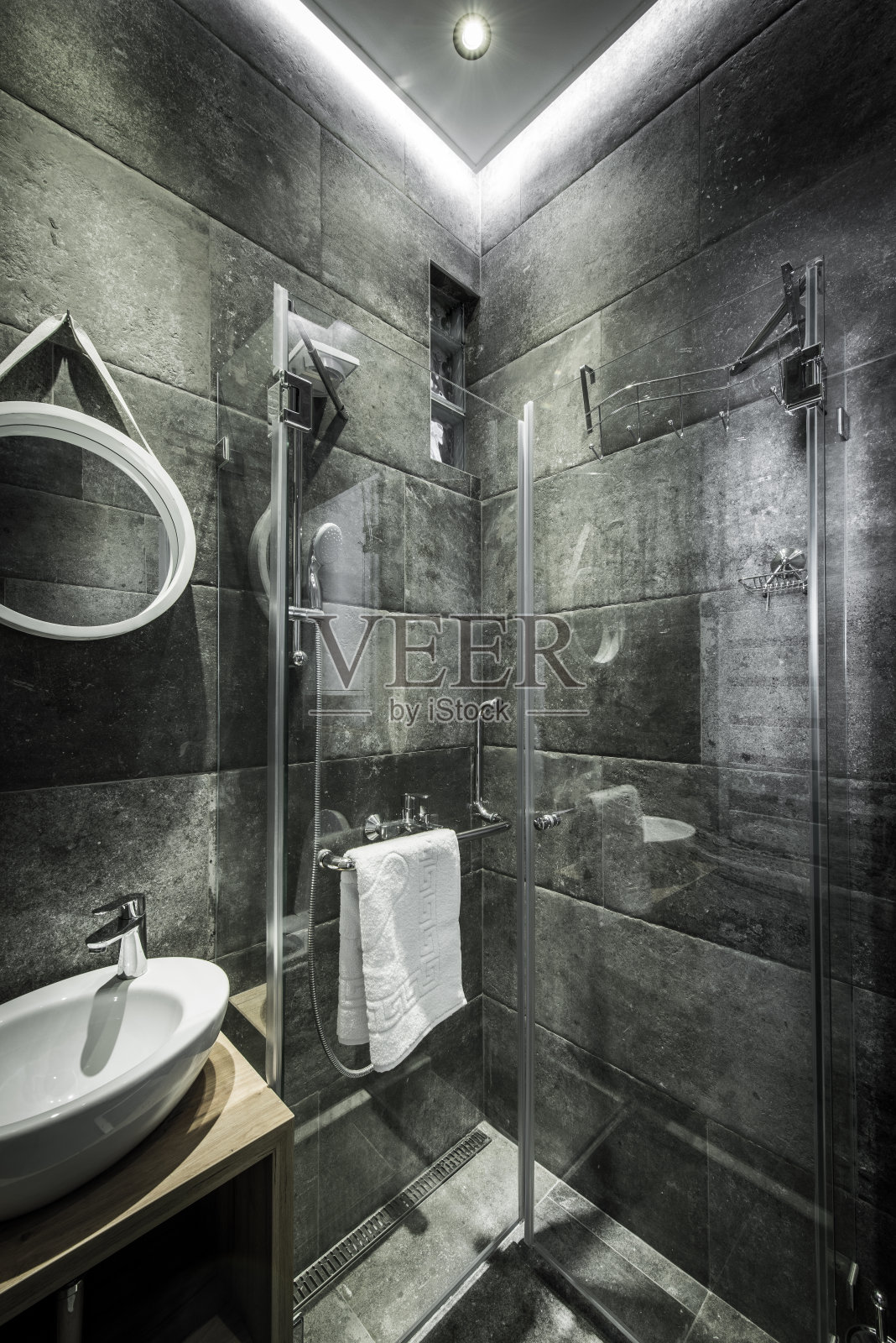 现代化的浴室和淋浴间照片摄影图片