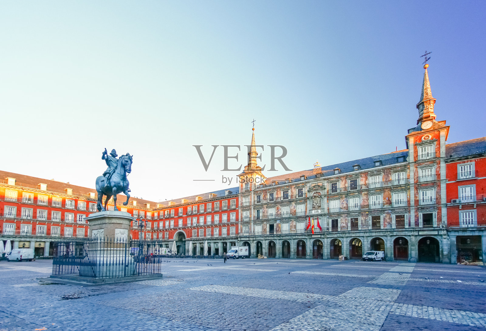 西班牙马德里市长广场的晨光照片摄影图片