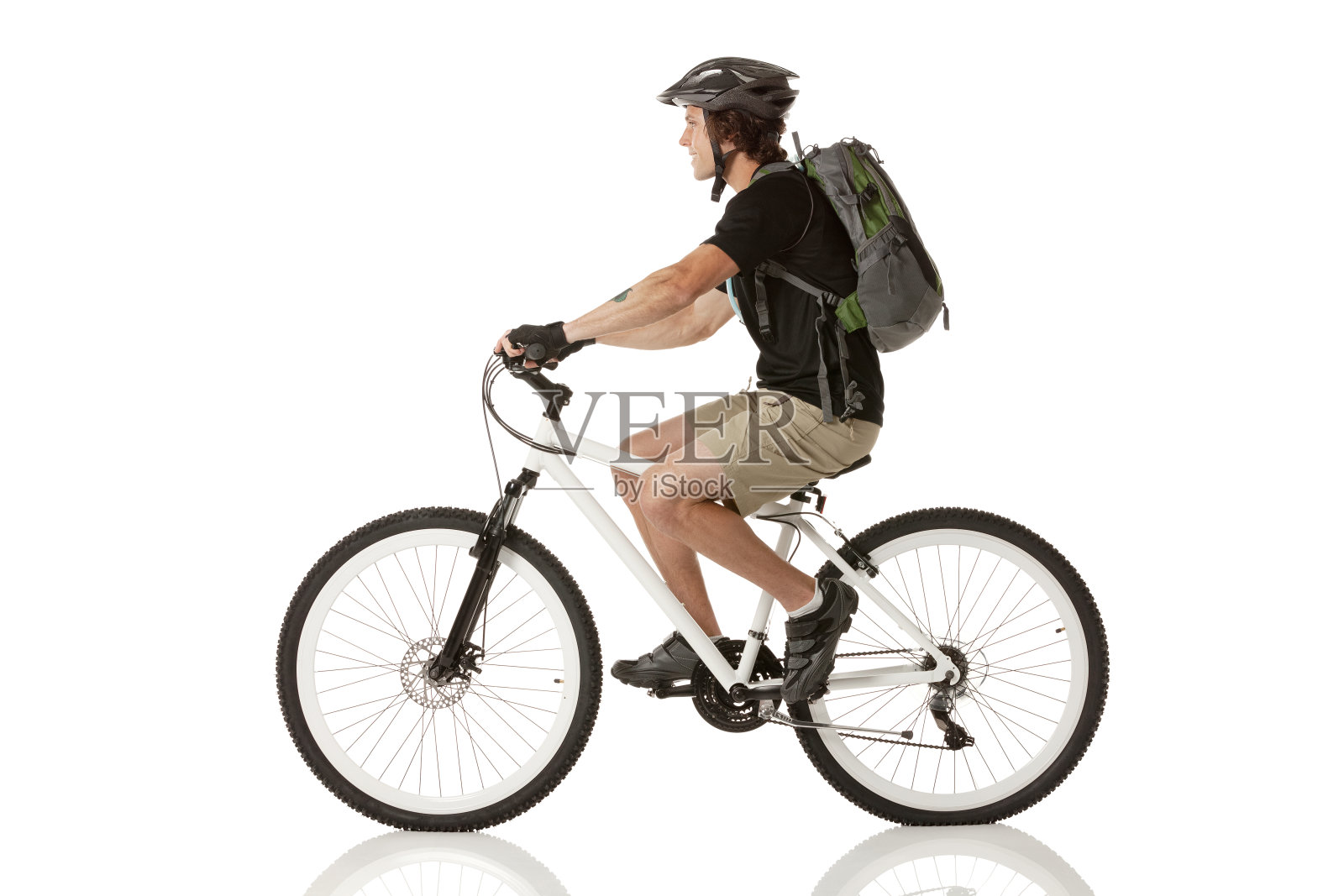 骑自行车的男性照片摄影图片