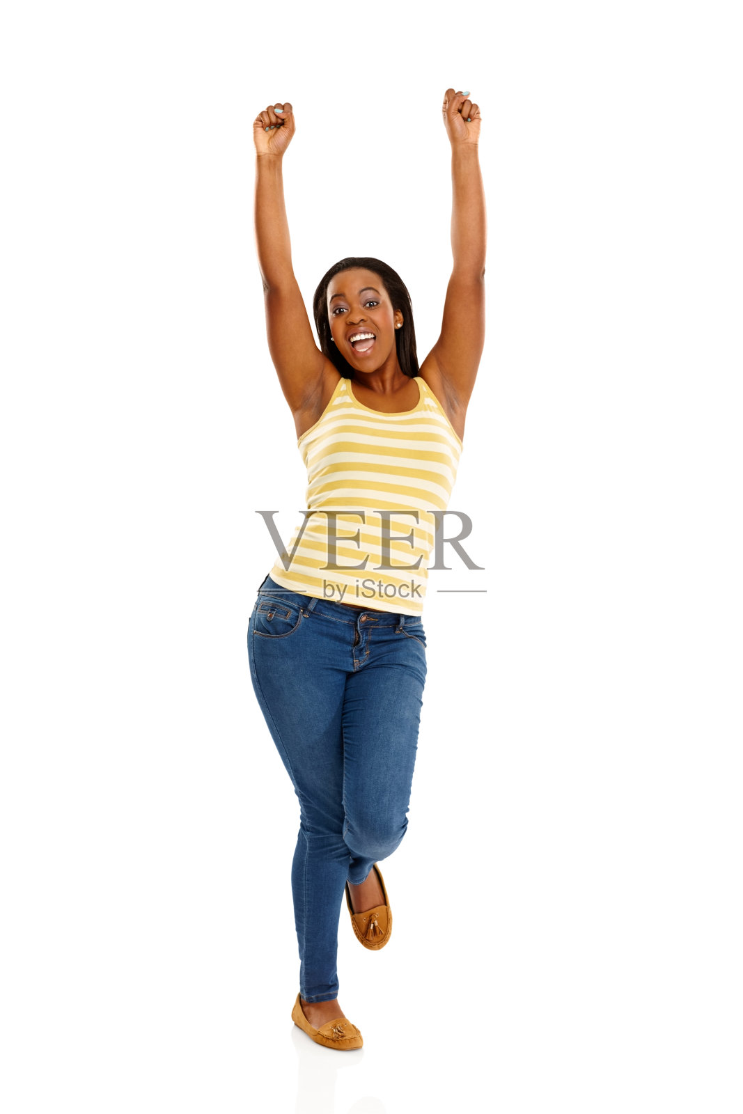 年轻的非洲妇女正在庆祝成功照片摄影图片