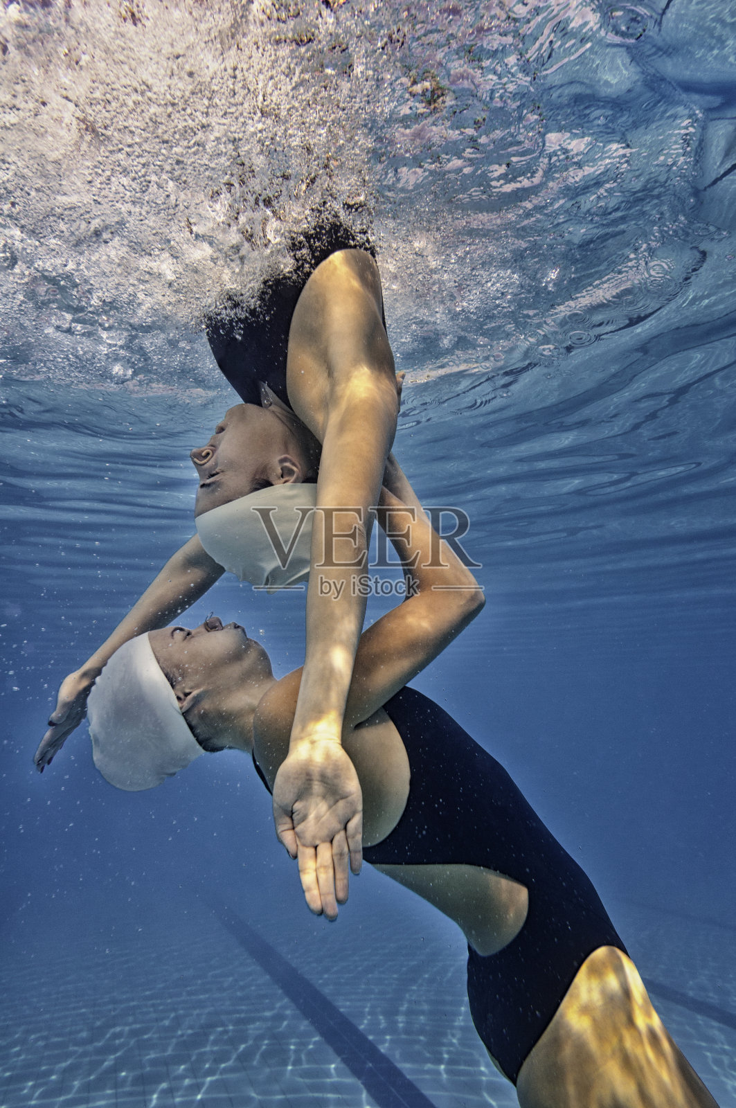 同步游泳-隐藏的努力照片摄影图片