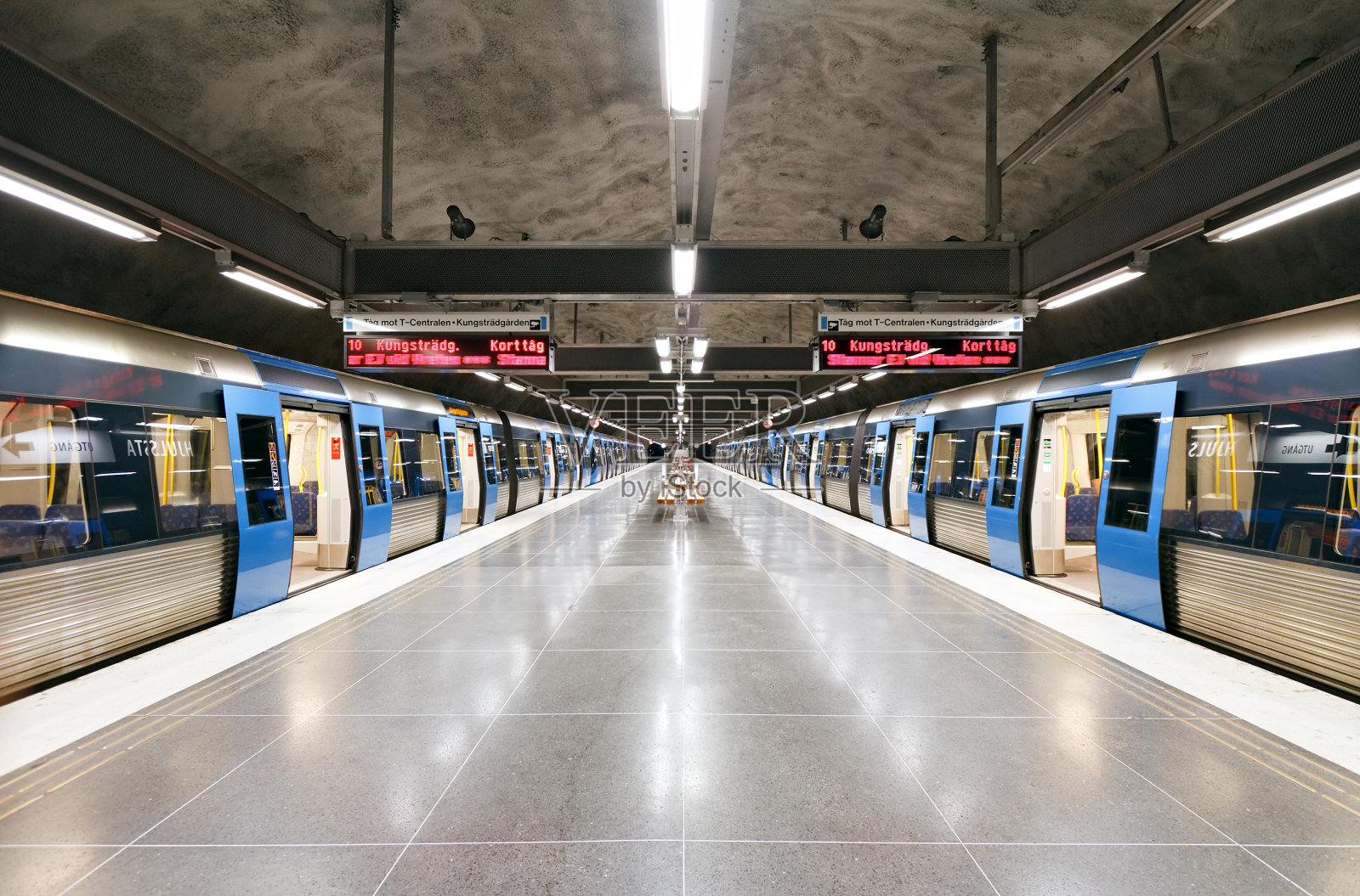 瑞典斯德哥尔摩的胡尔斯塔地铁站照片摄影图片