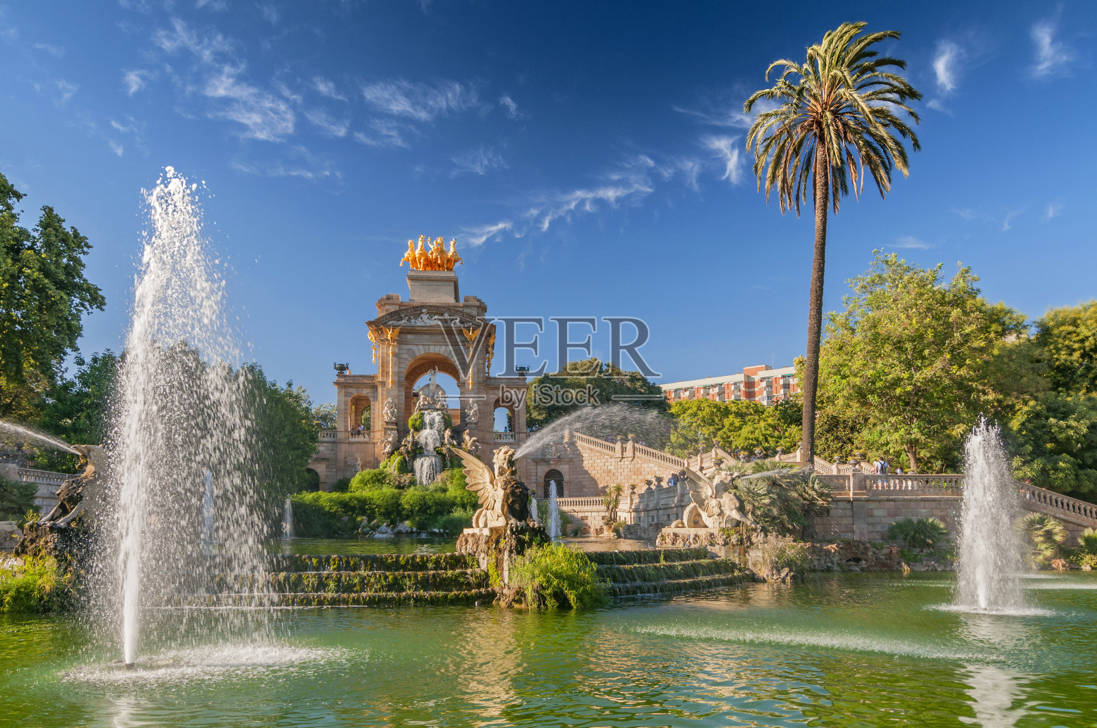 西班牙巴塞罗那la ciutdelle公园喷泉。照片摄影图片