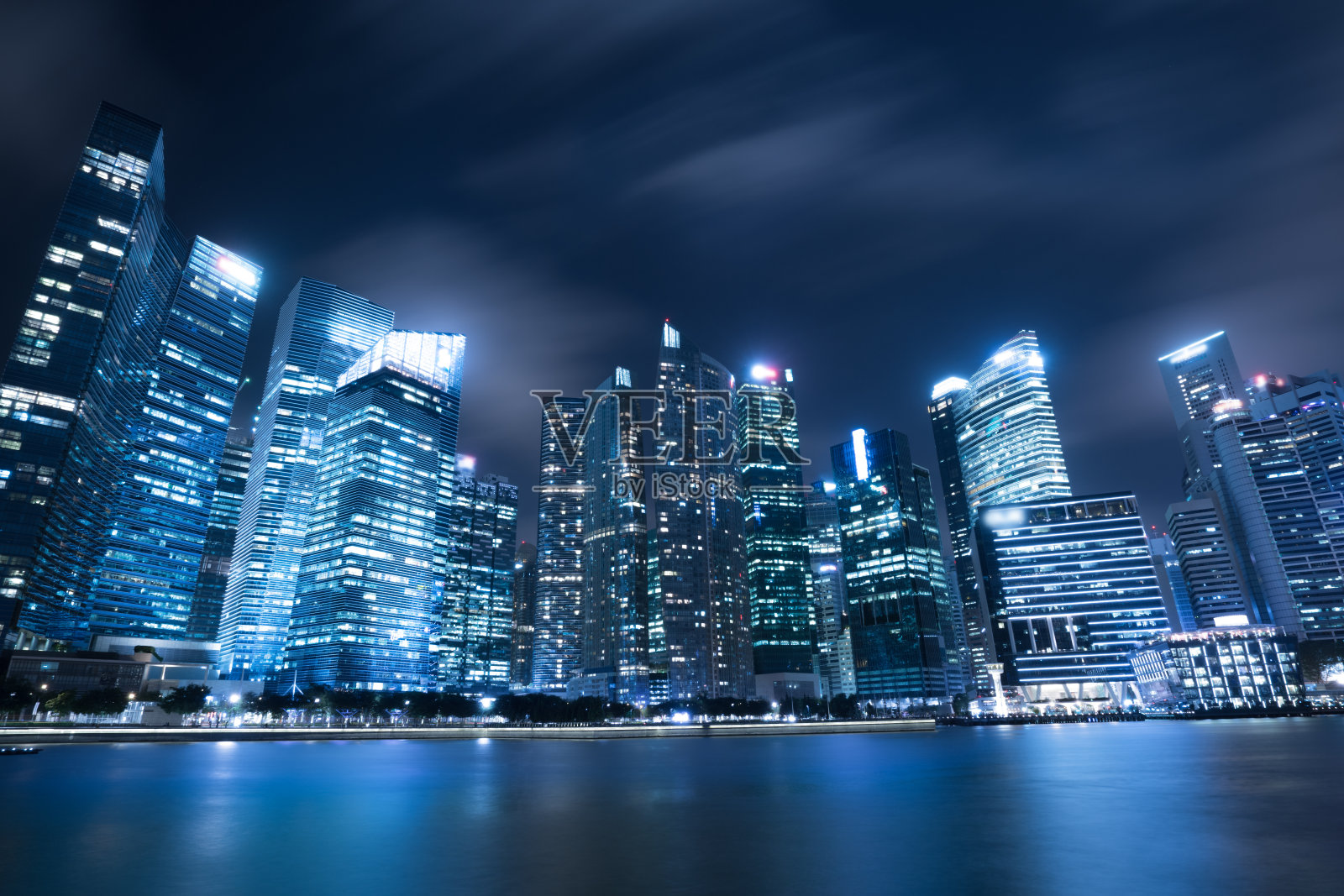 现代城市天际线在新加坡滨海湾照片摄影图片