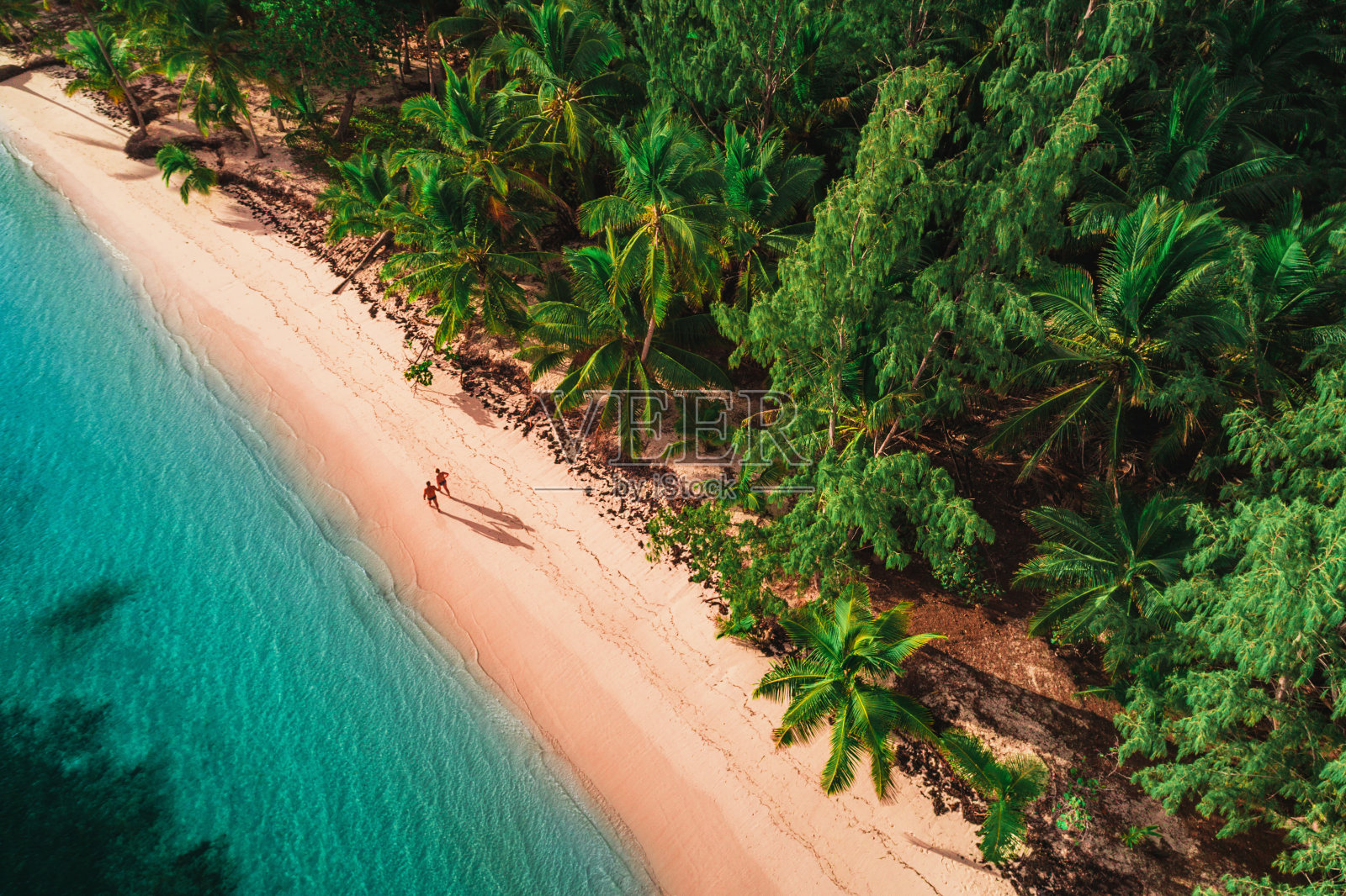 热带岛屿海滩鸟瞰图，多米尼加共和国照片摄影图片