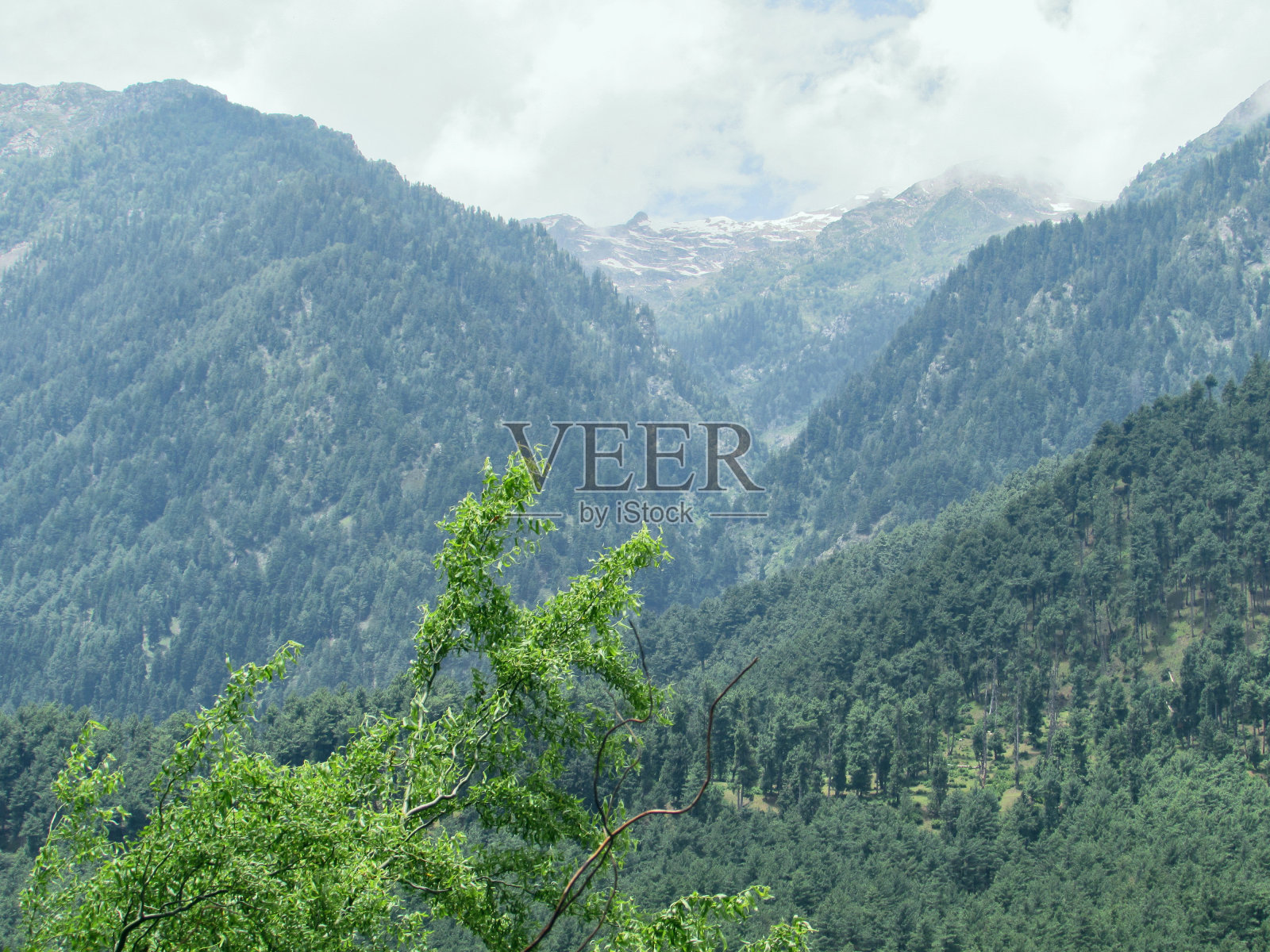 在大印度喜马拉雅山脉照片摄影图片