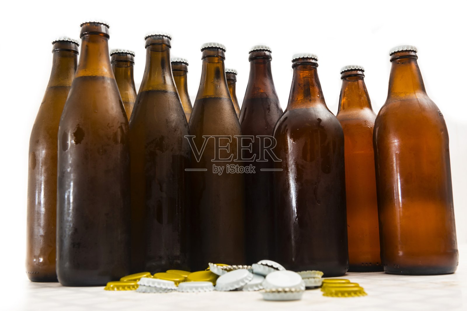 瓶装手工啤酒照片摄影图片