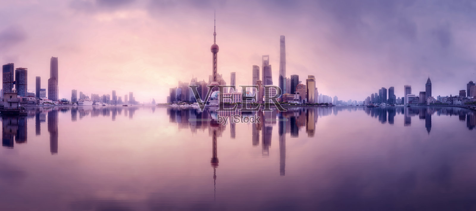 上海天际线的城市照片摄影图片
