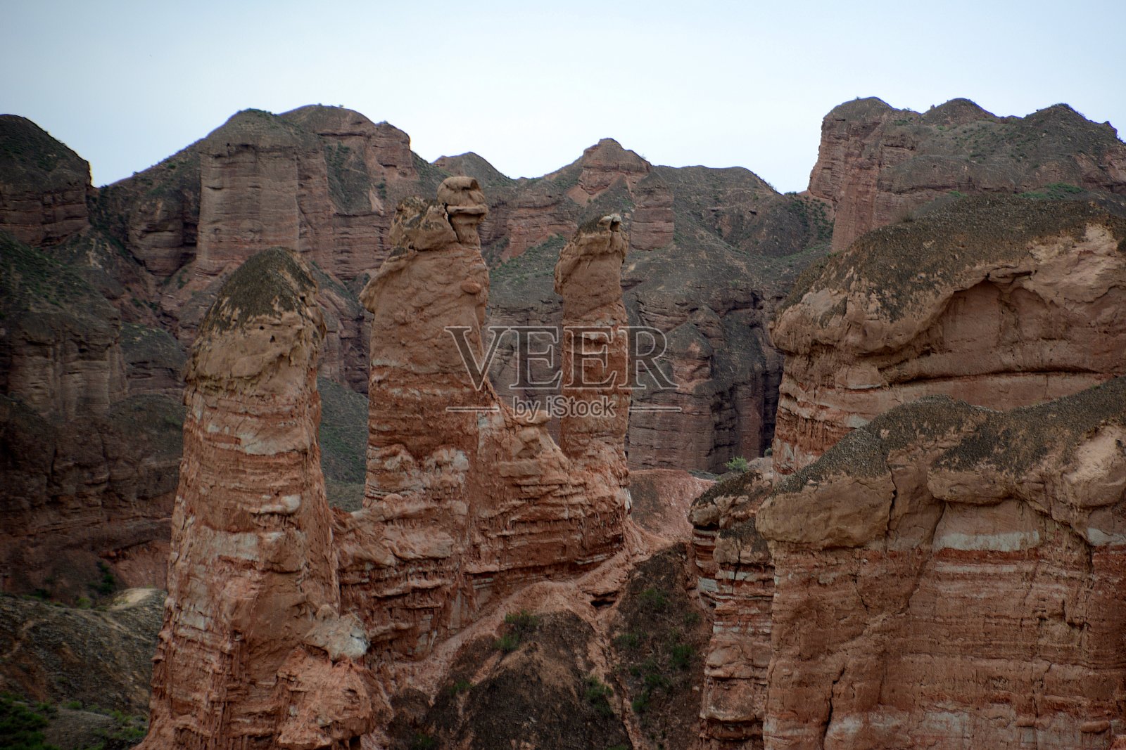 中国甘肃张掖冰沟丹霞地质公园的岩层照片摄影图片