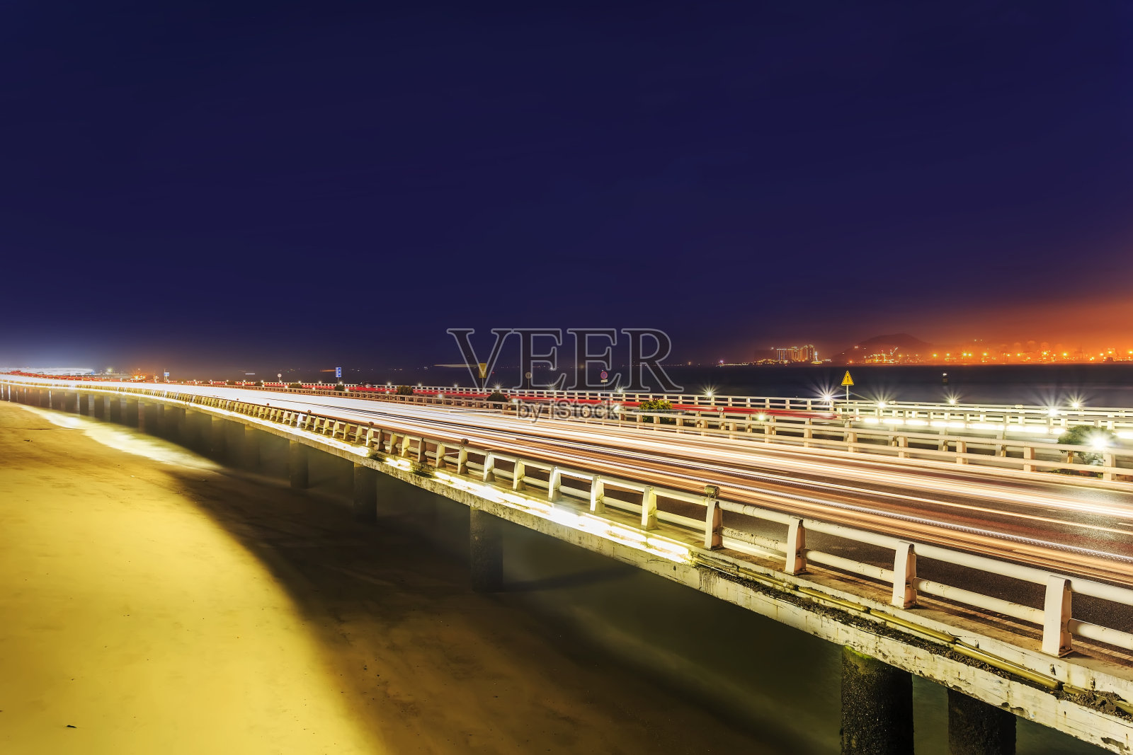 城市路桥夜景照片摄影图片