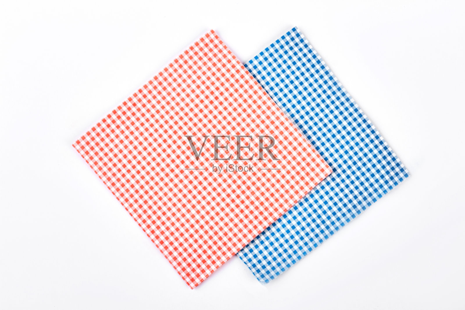 红色和蓝色格子的餐巾。照片摄影图片