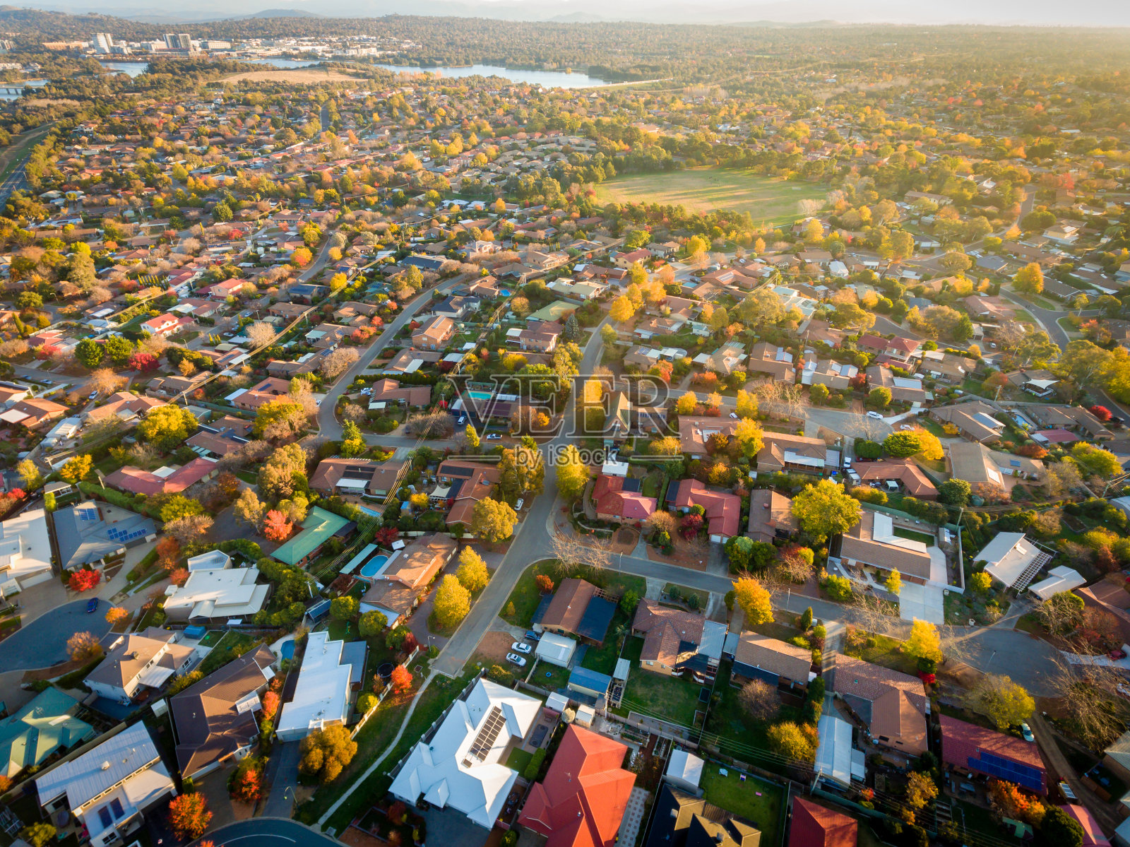 鸟瞰图一个典型的郊区在澳大利亚照片摄影图片