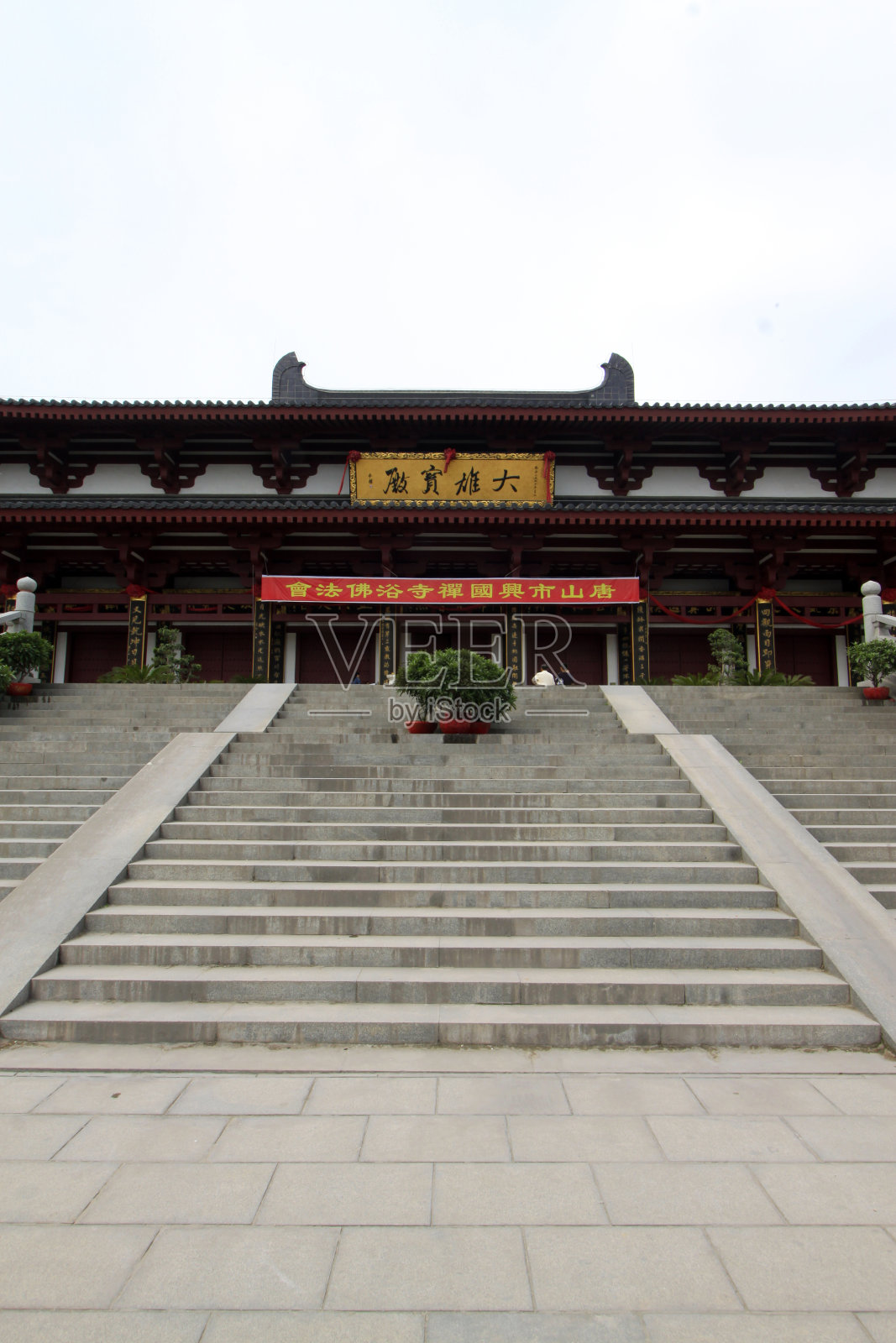 2014年5月10日，河北省唐山市兴国寺佛教建筑景观照片摄影图片