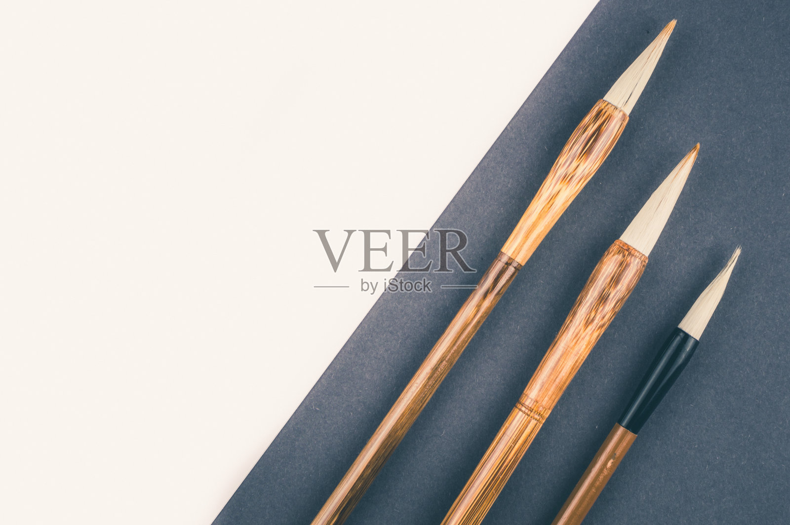 中国传统书写用的毛笔。俯视图照片摄影图片
