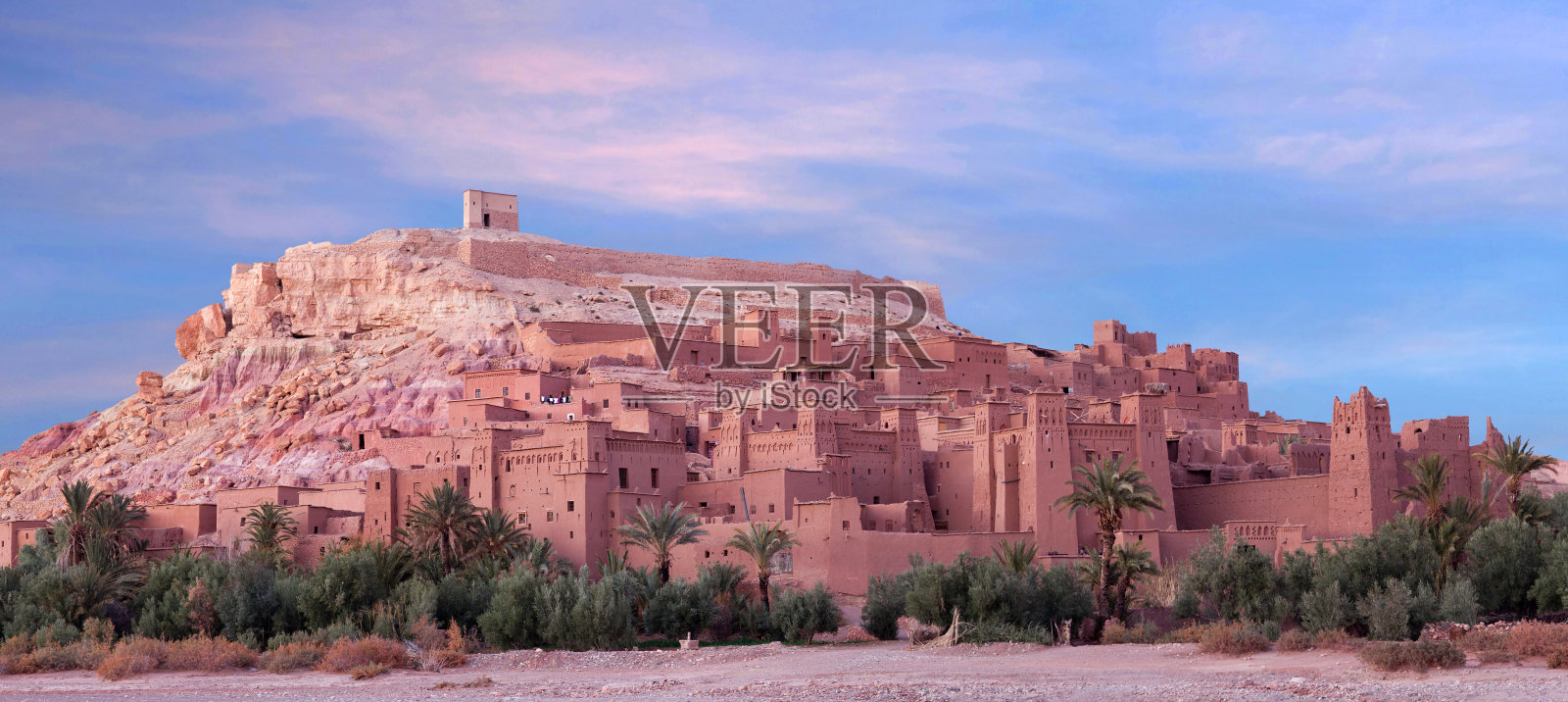 非洲摩洛哥Ouarzazate附近的Ksar Ait Benhaddou照片摄影图片