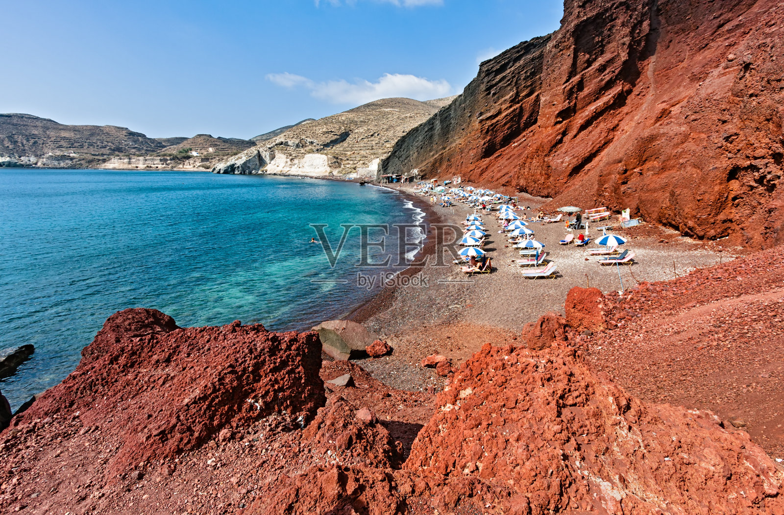 希腊圣托里尼岛著名的红海滩照片摄影图片