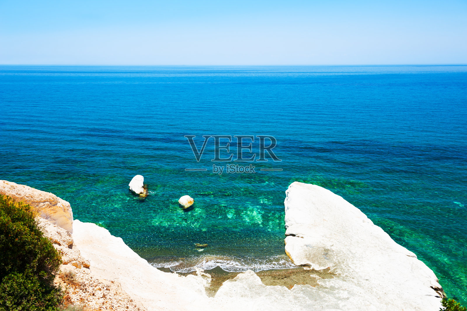 美丽的海滩与利马索尔附近，塞浦路斯。照片摄影图片