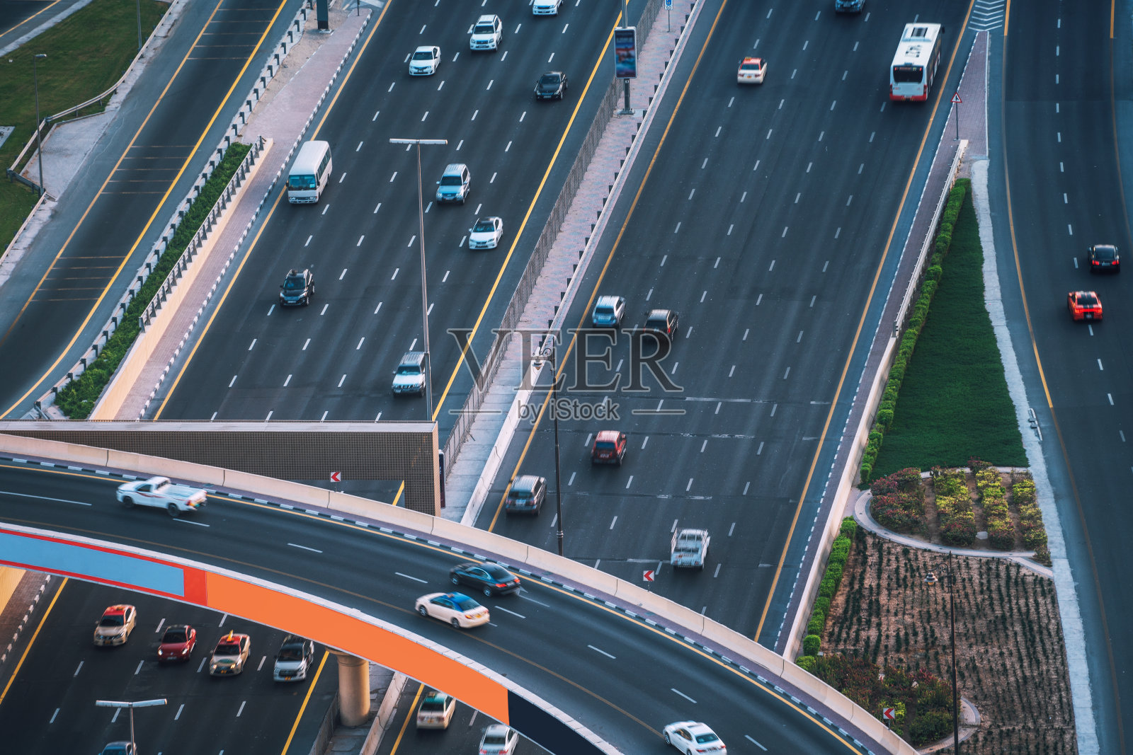 与阿联酋迪拜的交通互通照片摄影图片