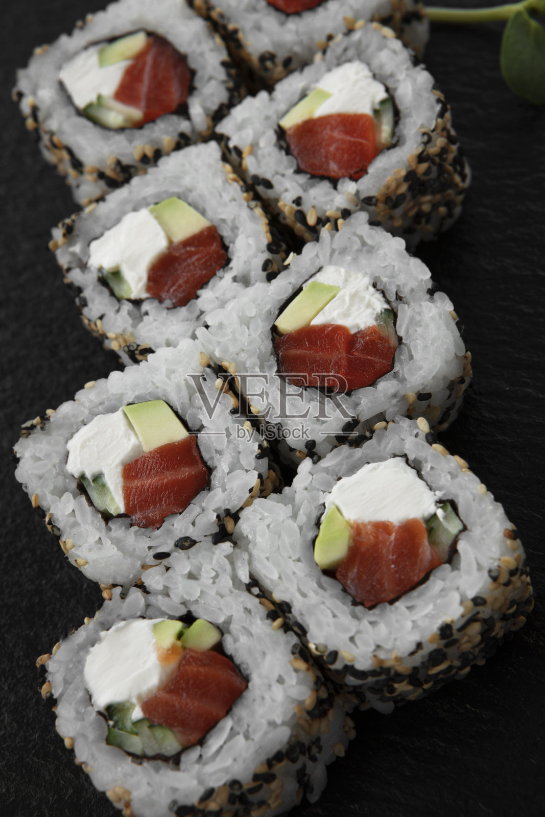 寿司、卷、鱼。海鲜美食照片摄影图片