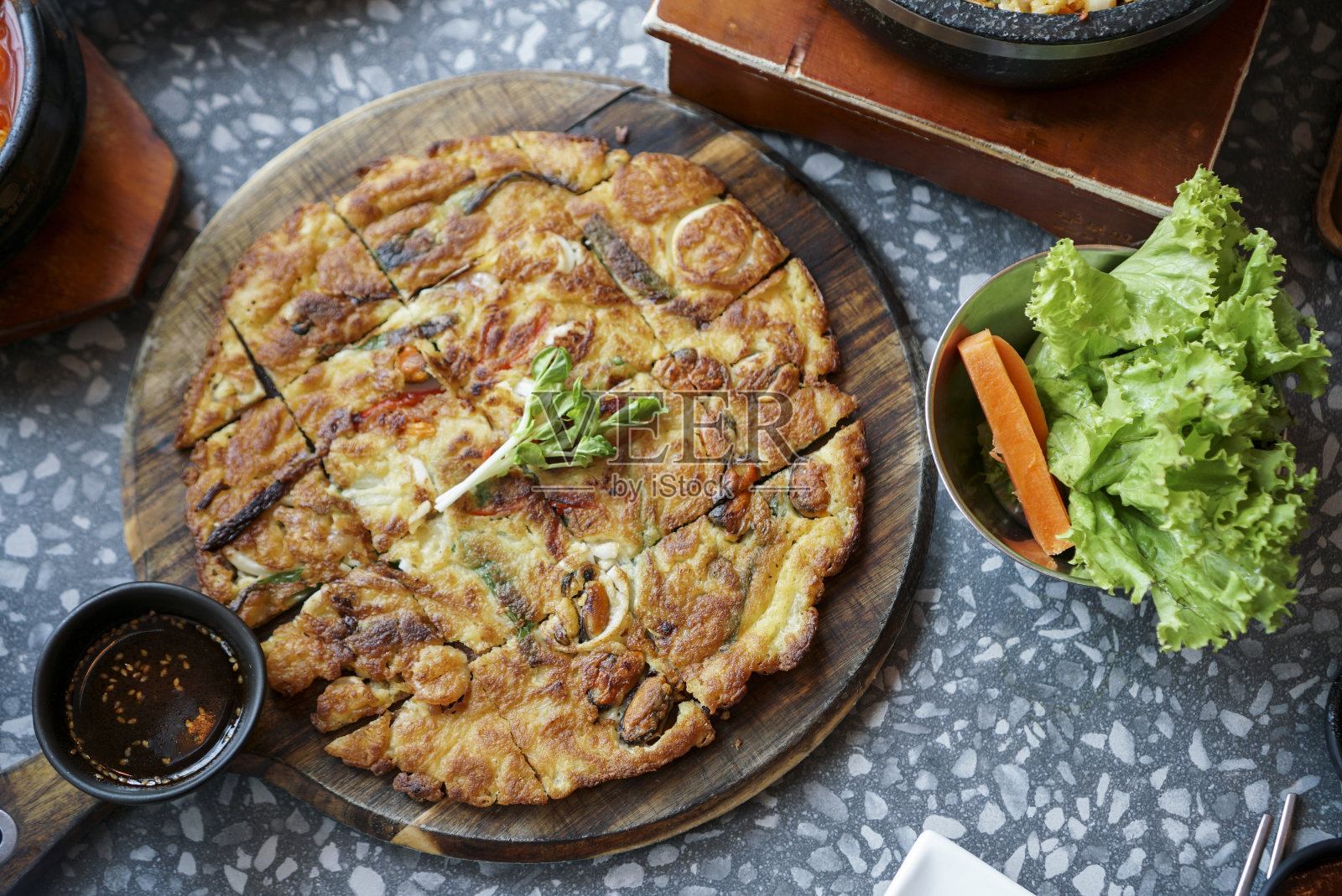 韩国披萨叫“Pa Jon”。照片摄影图片