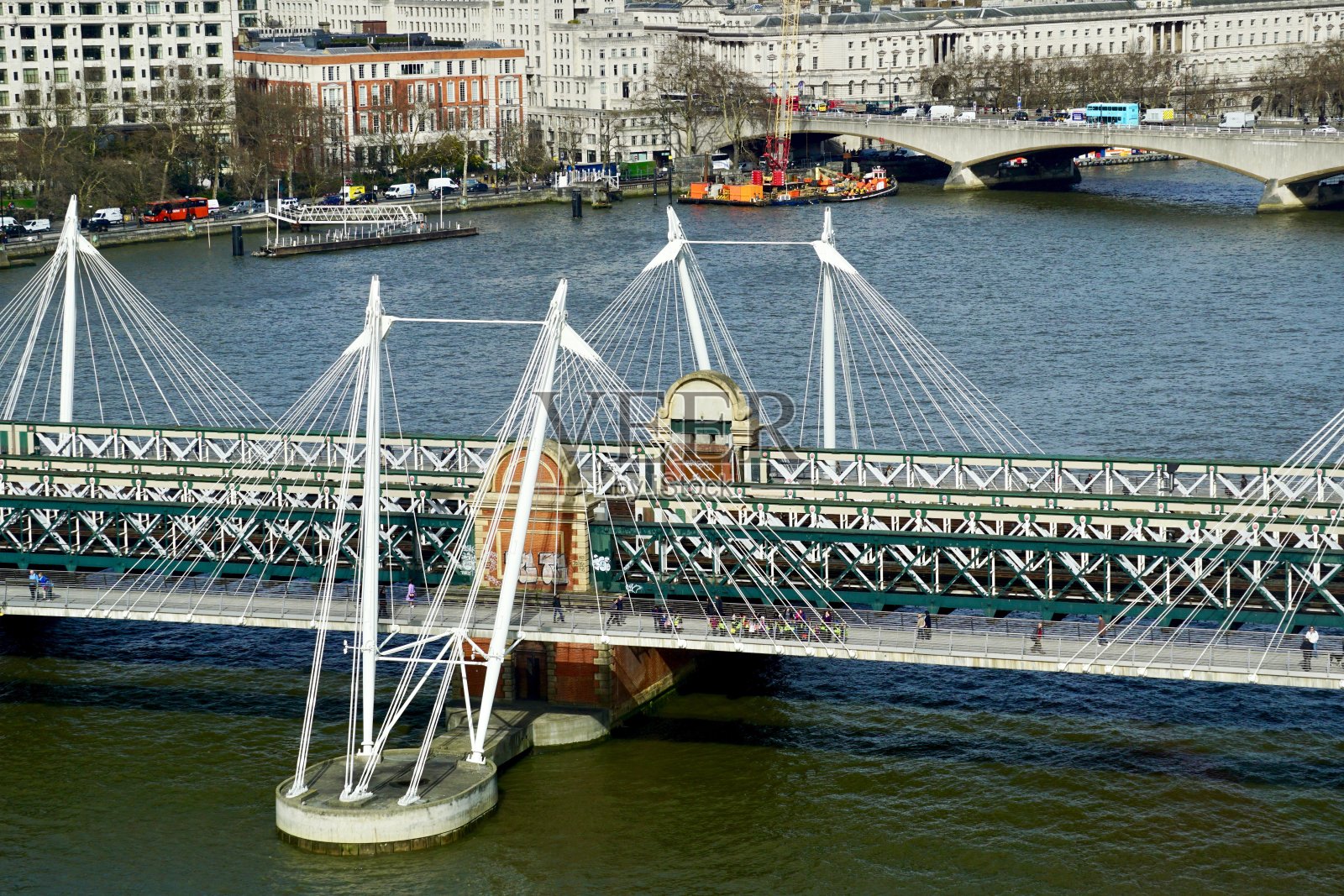 伦敦朱比利大桥的鸟瞰图照片摄影图片