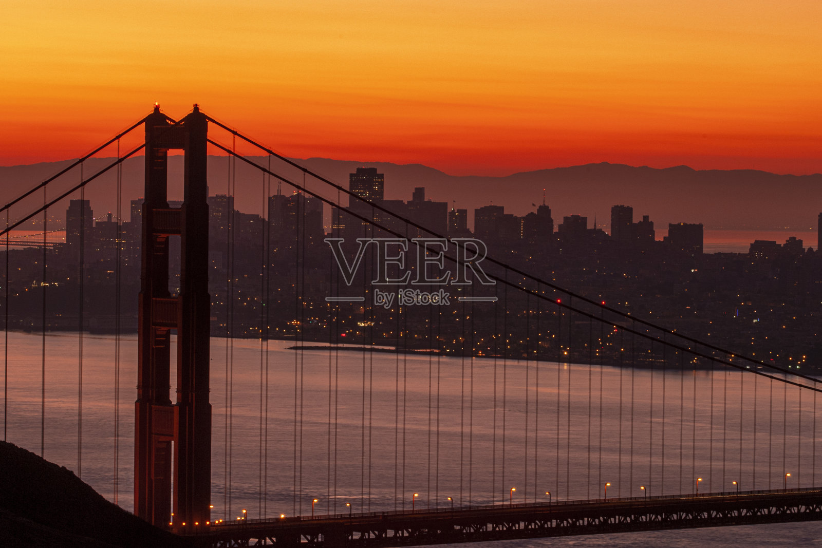金门大桥和旧金山日出照片摄影图片