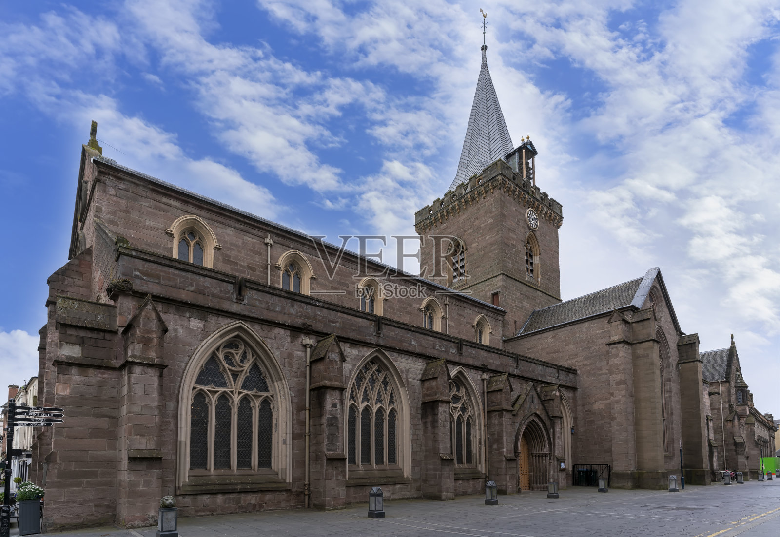 圣约翰教堂是苏格兰最重要的城市教堂之一，也是苏格兰珀斯现存最古老的建筑照片摄影图片