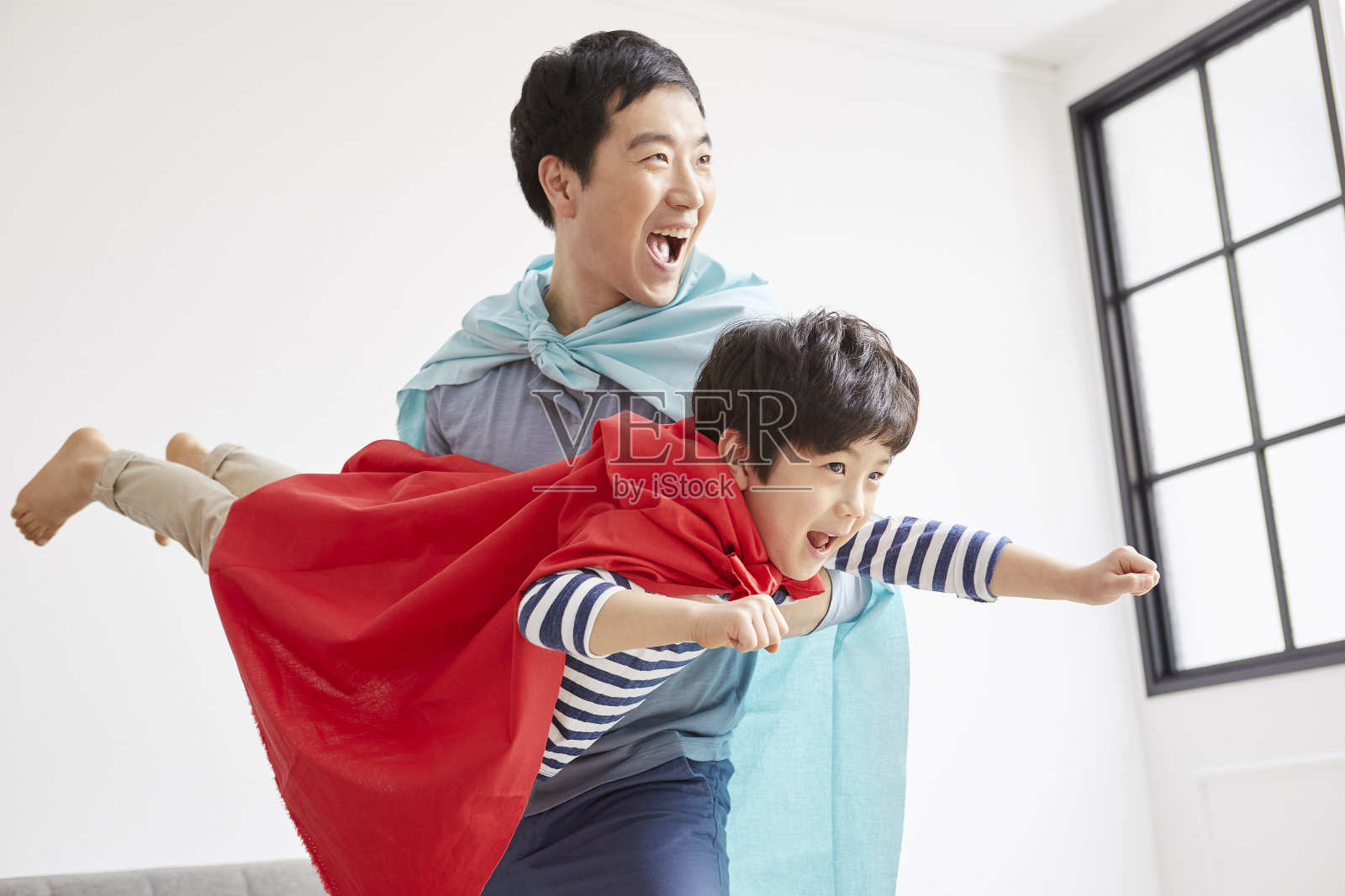 生活方式、家庭,父亲,儿子,韩国人照片摄影图片