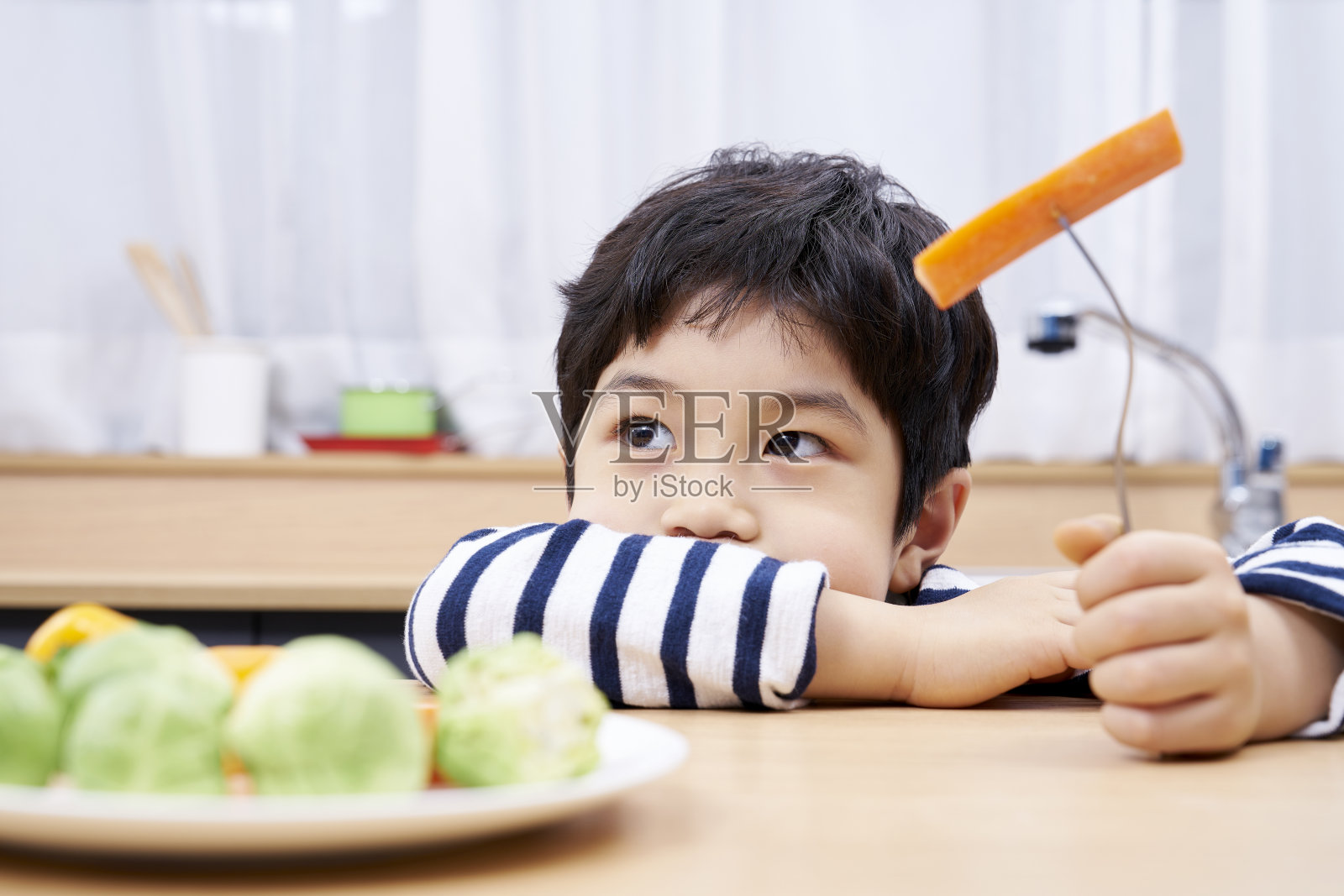 吃什么就吃什么，饮食习惯，孩子，韩语照片摄影图片